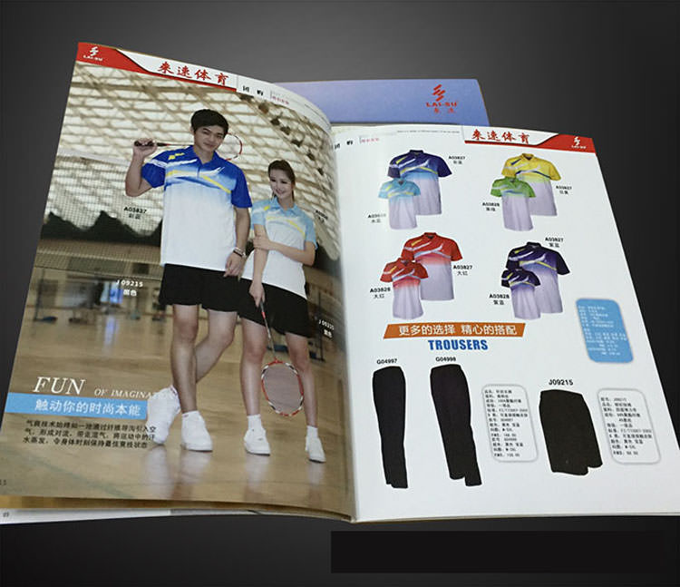 南陽(yáng)服裝產(chǎn)品畫冊(cè)印刷