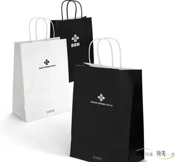 常用手提袋印刷材質(zhì)的優(yōu)缺點？